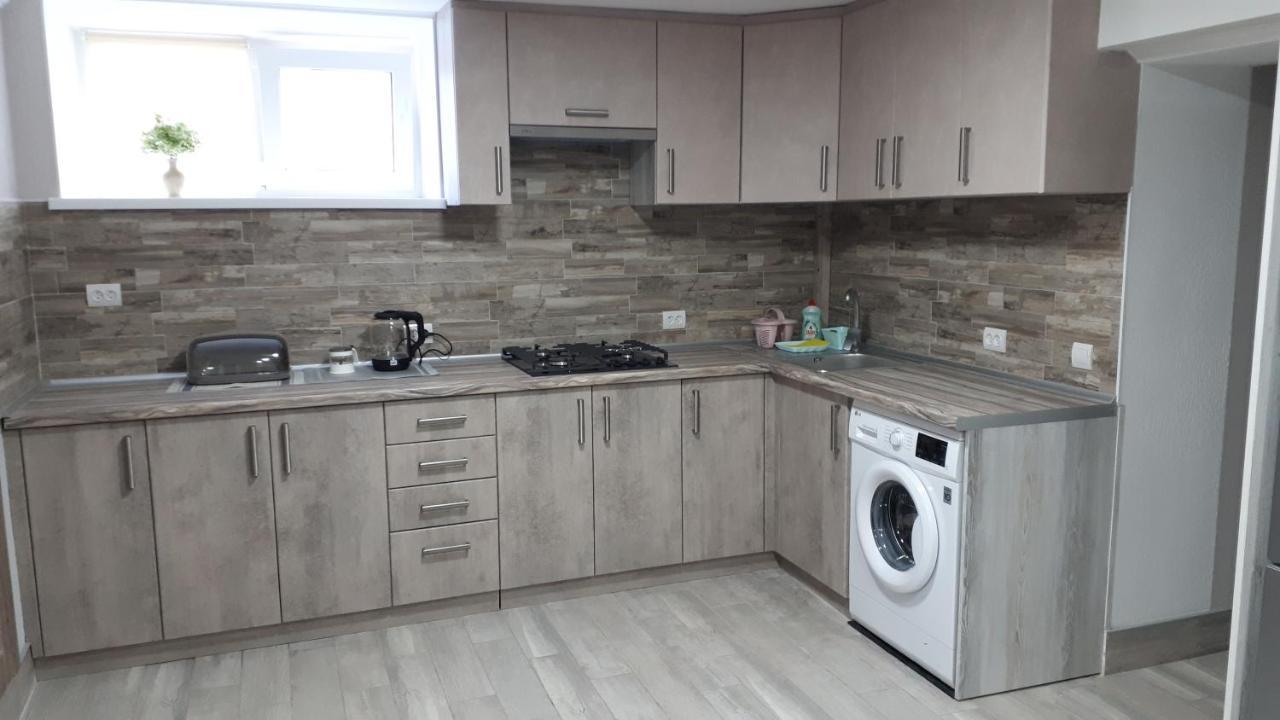 Окремі Номери В Гостьовому Будинку Типу Guest House Кропивницкий Екстериор снимка