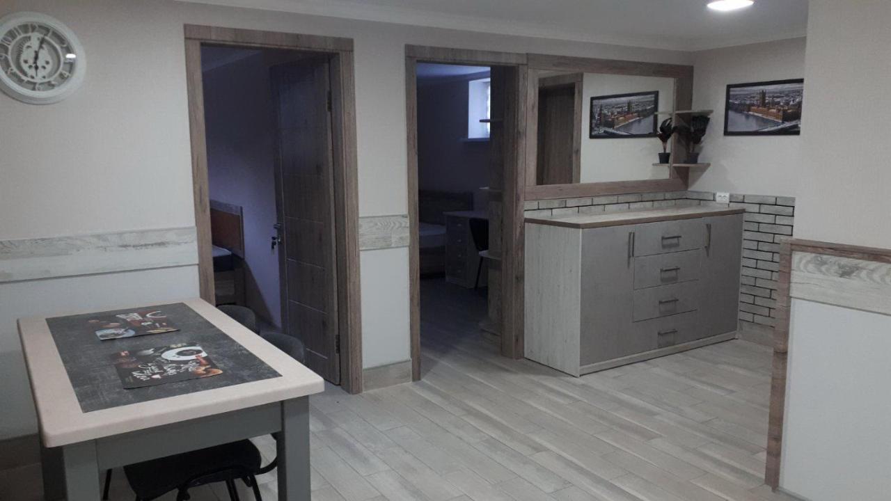 Окремі Номери В Гостьовому Будинку Типу Guest House Кропивницкий Екстериор снимка