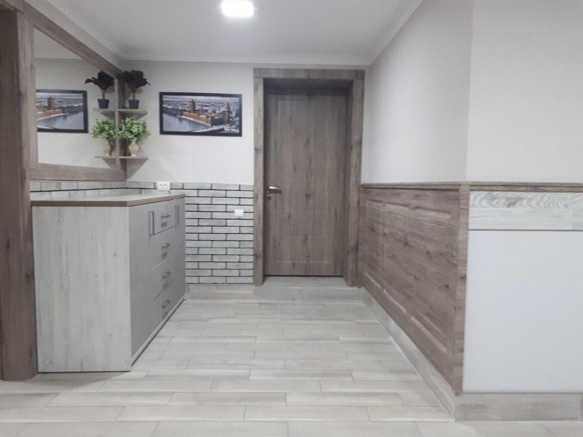 Окремі Номери В Гостьовому Будинку Типу Guest House Кропивницкий Екстериор снимка