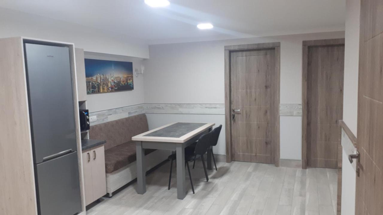Окремі Номери В Гостьовому Будинку Типу Guest House Кропивницкий Екстериор снимка