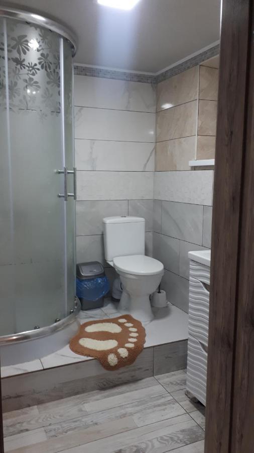 Окремі Номери В Гостьовому Будинку Типу Guest House Кропивницкий Екстериор снимка