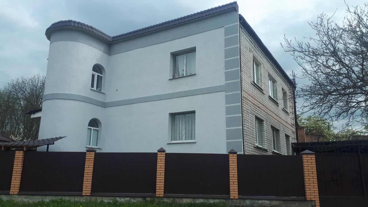 Окремі Номери В Гостьовому Будинку Типу Guest House Кропивницкий Екстериор снимка